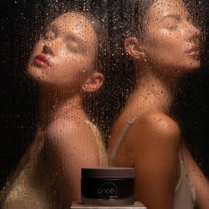 MAGIC TOUCH Leave-on Body Scrub